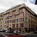 dům v ulici elišky krásnohorské